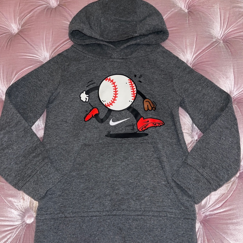 Nike hoodie with baseball. Size 4 xs. Very good condition.